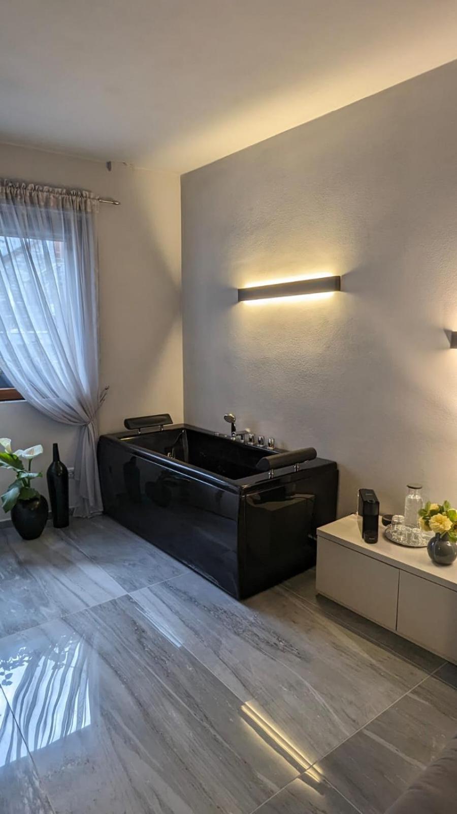 La Via Del Sale Accommodations Holidays Domodossola Exterior foto